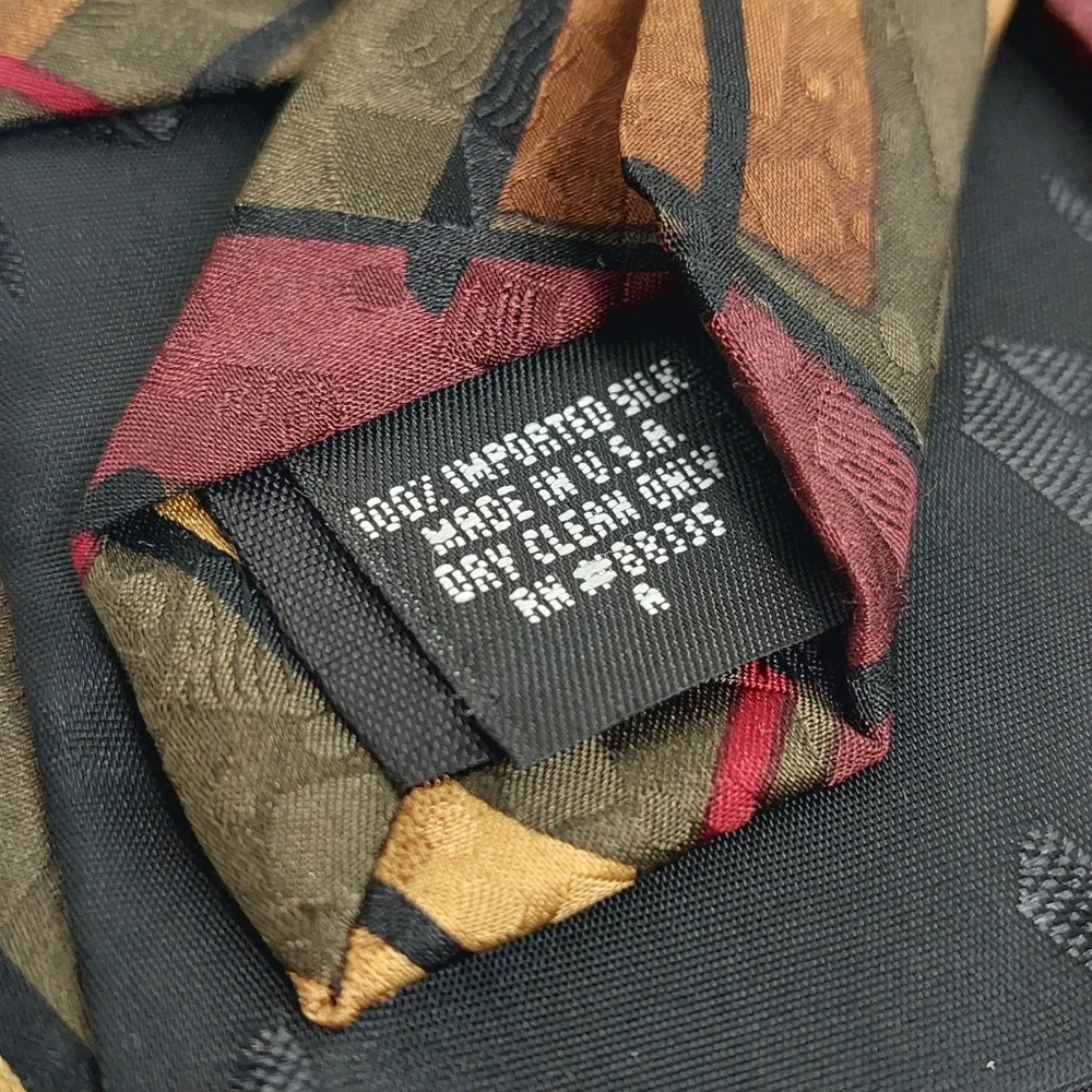 Zigguart By Mulberry Men's Tie Neckwear Made In USA 100% Silk